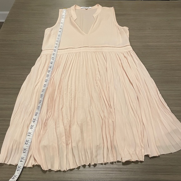 SOLD Elizabeth & James Crepe De Chine Misha Dress S - Picture 16 of 16